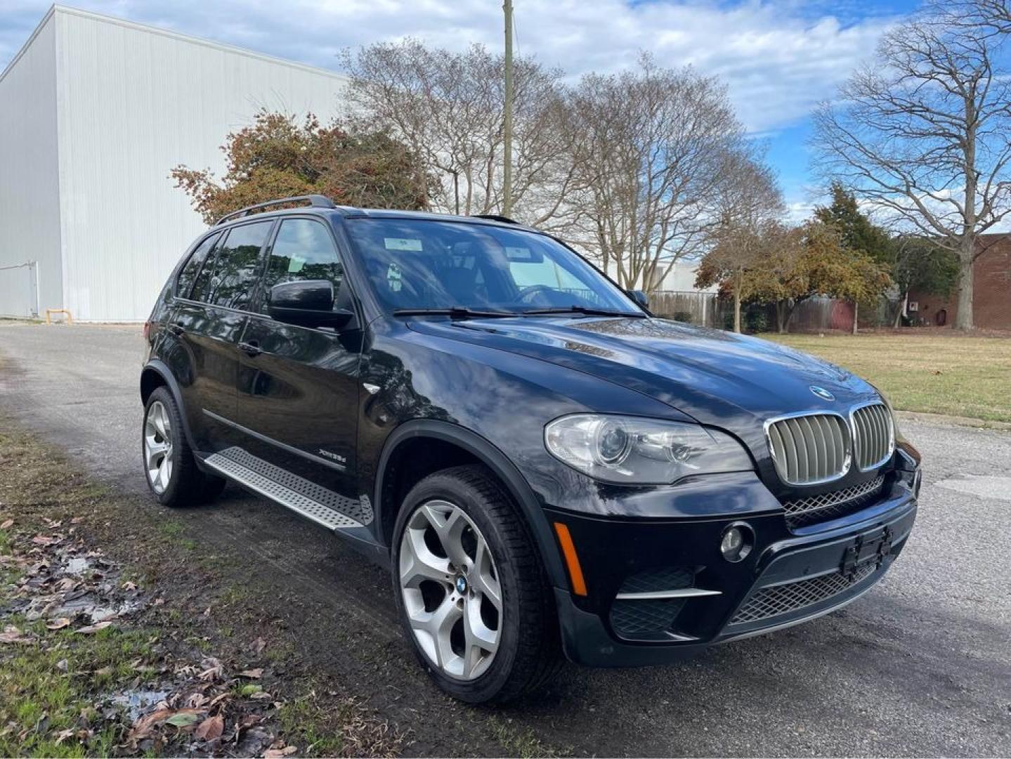 2012 Black /Black BMW X5 (5UXZW0C50CL) with an I6 M57 Diesel engine, Automatic transmission, located at 5700 Curlew Drive, Norfolk, VA, 23502, (757) 455-6330, 36.841885, -76.209412 - 2012 BMW X5 35D -DIESEL -Great condition -4 brand new 20” tires -New state inspection -Fresh oil change -Well optioned -Sport seats -Comfort access -Back up and 360 cam -Bluetooth Audio -Premium HK sound -Navigation -4 zone climate control -Black headliner -Shadowline trim - Photo#1